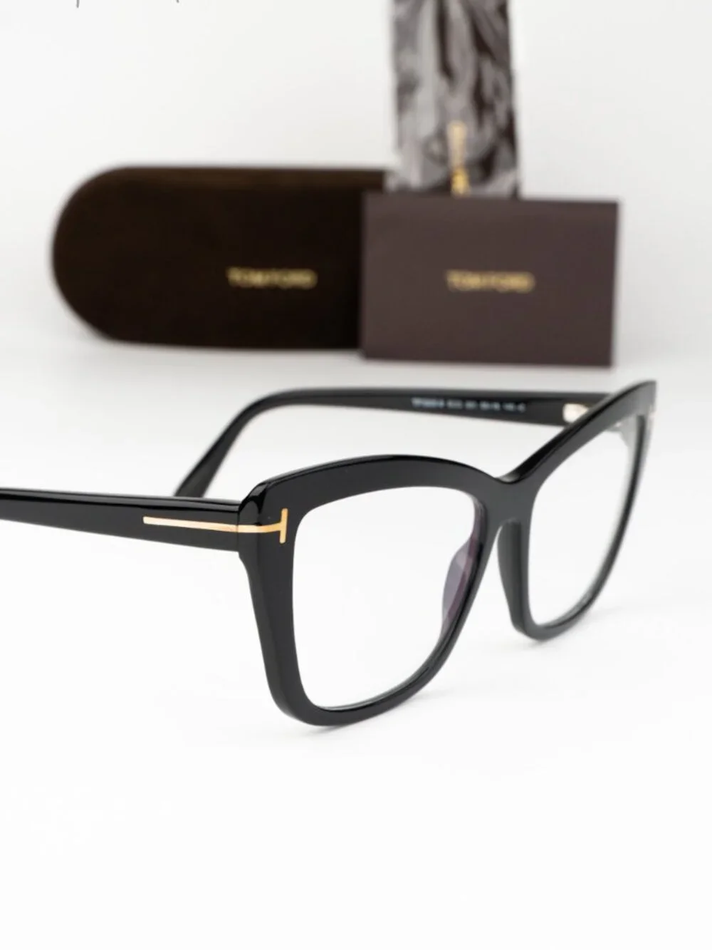 Tom Ford Women Eyeglasses Black Cat Eye FT5826-B 001 NEW AUTHENTIC